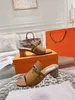 Klassiker designer varumärken sandaler äkta läder kvinnor tofflor platt klack glider damer strand chunky häl sandal party bröllop oran toffel sommar casual mode