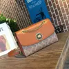 Bolsas baratas à venda 2023 New Fashion Light Luxury Camellia Chain Saco de couro feminino One ombro Crossbody Handheld