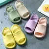 Slippers Kids Slippers Baby Slip-on Fashion Boys девочки Foamshoes пляжные летние слайды для костяной смолы дети легкие водяные туфли R230815