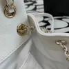 Designer ryggsäck lyxig axelhandväska äkta läderkvinnaväska 21 cm hög imitation crossbody väska med låda zc029