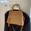 Fábrica al por mayor bolsos de hombro para mujer 2 colores moda callejera bolso de playa de paja de verano estereotipos bolso de cuero de contraste mochila de viaje romántico para vacaciones 1053 #