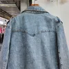 Kvinnors jackor streetwear mode denim jackor kvinnor koreanska lösa korta cowboy ytterkläder nit diamanter stora fick jeans jacka kappa kvinnlig 230508