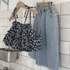 Sets Anzüge Bear Leader Mädchen Sommer 2023 Koreanische Kinder Fragmentierte Blume Hängendes Oberteil Denim Weites Bein Hose Zweiteilig 230508