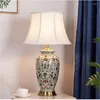 Masa lambaları Çin seramik lambası Avrupa klasik yatak odası fuaye kanepe köşesi vintage porselen masa okuma gece ışığı td039