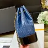 Lyxig axelväska designer ryggsäck äkta läder handväska 23 cm hög imitation crossbody väska med låda zc032