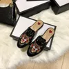 Designer Princetown Tofflor Mules i äkta läder Dam Loafers Metallkedja Bekväm fritidssko Spets Sammetstoffel med låda