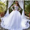 2023 Luxury A Line Wedding Dresses Vintage Long Sleeves Lace Sheer Crew Neck Lace Appliques Crystal Beaded Vestios De Novia Bridal Gowns Princess Beach wedding dress