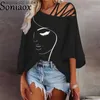 Blouses-shirts voor dames 2022 Fashion herfst Dames sexy diagonale kraag uit schoudergedrukt patroon t-shirt holle casual losse halve mouw nieuwe tops t230508