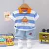 SetsSuits Toddler Boy Deset Summer Fashion Stripe Cartoon CAR Korte mouw baby -outfit Casual kinderen kostuum 1 2 3 4 jaar 230508