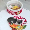 Mattor Instant Noodle Pet Dog Cat House Kennel Super Large Warm Dog Cat Beds Cushion Udon Cup Noodle Pet Bed Mysig bo PET Produkt
