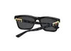 Die neueste Luxury 8082 passt Männern und Frauen mit stilvollen und exquisiten Sonnenbrillen