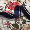 Шарфы Женщины шелковая шарф -шарф квадратная шея волосы лилия букет цветок фолард женский шейный шейный щип