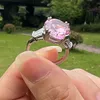 Anello nuziale di marca Choucong Gioielli di lusso Argento sterling 925 Taglio rotondo Topazio rosa Diamante CZ Pietre preziose Festa Donna Eternità Anello di fidanzamento nuziale Regalo