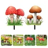 Geschenkwikkeling 2 stks Stakes Outdoor Garden Decoratieve patio Lawn Ornament Acryl Madryl Mushroom Stake