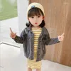 Flickaklänningar 2023 Korea Style Girls Striped Ribbed Dress Fashion Cotton Autumn Full Sleeve 1-6 Years YC693