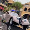 Diecast Model 1 28 Bugatti TYPE 57SC Classic Car Alloy Car Model Diecasts Metal Toy Retro Vehicles Car Model Simulation Collection Kids Gift 230509