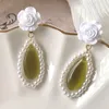 Boucles d'oreilles pendantes mode française grâce tendre pour les femmes sens du Design blanc Rose perle vert opale bijoux goutte d'eau oreille Clip