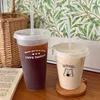 コーヒージュース用のかわいいウォーターボトルミルクティーカワイイプラスチックコールドカップと蓋ストローポータブル再利用可能な飲料ボトルBPA無料