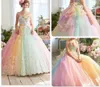 Nieuwe mooie kleurrijke regenboog tutu prom jurken 3d bloem kanten gezwollen baljurken vestido formatura abiye ruches avondjurken