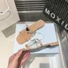 Nya kvinnor tofflor triangelskylt glider sommarmulor importerade transparent pvc flip flops mjuk andas fyrkantiga sandaler full set väska