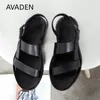 صندل في الصيف الصيفي في الهواء الطلق أزياء الشاطئ Flip Flop Baotou Hole Shoes للرجال من الجلد الأصلي غير الرسمي الداخلي 230508