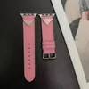 Designer Watchbands Strap For Apple Watch Band 42 38 40 41 44 45 49 mm iwatch 8 7 6 5 4 3 2 Luxury Bands For Man And Woman White Leather Letter Print Straps