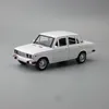 Diecast Model 1 24 Scale Diecast Toy Vehicle Model LADA 2106 Classical Car Pull Back Sound Light Door Openable Collection Gift For Kid 230509