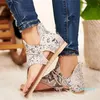 2023 Summer Beach Kobiety płaskie sandały Slajdy Chaussures Femme Clog Plus Casual Flip Flops Buty Woman2533521