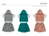 Ensembles Costumes Enfants Vêtements Ensembles Enfants Garçons Filles Vêtements À Manches Courtes Chemise À Capuche Court Enfant 2 Pcs Costume Coton 2023 Été Bébé Garçon Tenue 230508