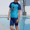 子供用水着3〜12歳の男の子水着2PCS水泳スーツキャップ半袖ボディスーツキッズ水着少年ビーチラッシュガードP230509