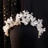 Wedding Hair Jewelry Exquisite White Shell Flower Hoop Set Bride Bands Headpiece Accessories 230508