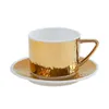 Narzędzia do herbaty kawy Europejskie luksusowe złote i srebrne wytłoczone ceramiczne filiżanki kawy i spodki Mleko Mleko pachnące herbatę złotą kawę P230508 P230509