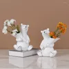 Decoratieve bloemen Modern Home Decor Artificial Living Room Desktop Decoratie Bear Stand Vaas Moederdag Ornament Resin Gift