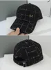 Nieuwe veelzijdige mode Fashion M Letter Flow Ya Tongue Hat Dames Round Face Big Face Baseball Hat