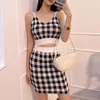 Colete curto de tricô xadrez feminino com top cropped e saia com cintura elástica 2 peças de vestido twinset