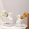 Dekoratif çiçekler modern ev dekoru yapay oturma odası masaüstü dekorasyon ayı heykel Vazo Anneler Günü Reçine Hediyesi
