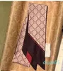 Cartas de grife imprimem a bandeira do lenço de seda bandeira para a banda de cabelo feminino Longa lenços de bolsa Paris Magaria
