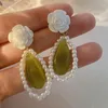Boucles d'oreilles pendantes mode française grâce tendre pour les femmes sens du Design blanc Rose perle vert opale bijoux goutte d'eau oreille Clip