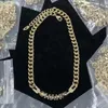 Alta qualità Collana femminile alla moda di marca Catena di perle calde Canale Collana pianeta Collana di perle di Saturno Collana di perle satellite Clavicola Catena di ccity Atmosfera punk kx5r