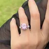 Anello nuziale di marca Choucong Gioielli di lusso Argento sterling 925 Taglio rotondo Topazio rosa Diamante CZ Pietre preziose Festa Donna Eternità Anello di fidanzamento nuziale Regalo