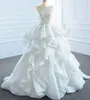 Robe de mariée encolure dégagée dentelle organza robe de bal perle volants balayage train robes de princesse robes de mariée à lacets