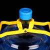 Plast Mighty Gallon Bottle Handle Bottle Water Handle Energibesparande tjockare dubbel hink hink lyftbärare