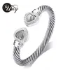 Charm Armband Uny Bangle Love Heart Twisted Wire Armband Free Ship Designer Märke Retro Unikt Elegant Women Fashion Jewelry 230508