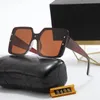 A119 Nya modedesigner Sunglass Kvinnors avancerade solglasögon finns tillgängliga i många färger
