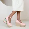 Klänningskor Ymechic Retro Canvas broderade pumpar Kvinnor 2023 Summer Casual Elegant Linen Fabric Wedge Heel Loafers Big Size 34-43