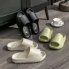 Slippers Summer House Men masculino Slippers grossos slides de moda casais Sapatos de plataforma Sandals de designer externo interno 230509