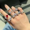 Anelli a fascia LXOEN Anelli di colore argento regolabili con pietra di zircone Bling carino per le donne Gioielli di moda per fidanzamento di nozze 2023 Trend Z0509