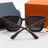 Letter Patten Print Sunglass Designer Fashion Sunglasses Women Men Medium Frame Zonneglas Goggle Adumbral Hoogwaardige bril Travel