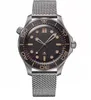 시계 디자이너 Watch Mens Watch 42mm 완전 자동 기계식 움직임 시계 시계 고급 레저 비즈니스 럭셔리 한정판 선물과 함께 빛나는 강철 메쉬.