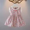 Flicka klänningar sommar mode små och medelstora flickor blommor röda slingprinsessan en linjeklänning perfekt födelsedag